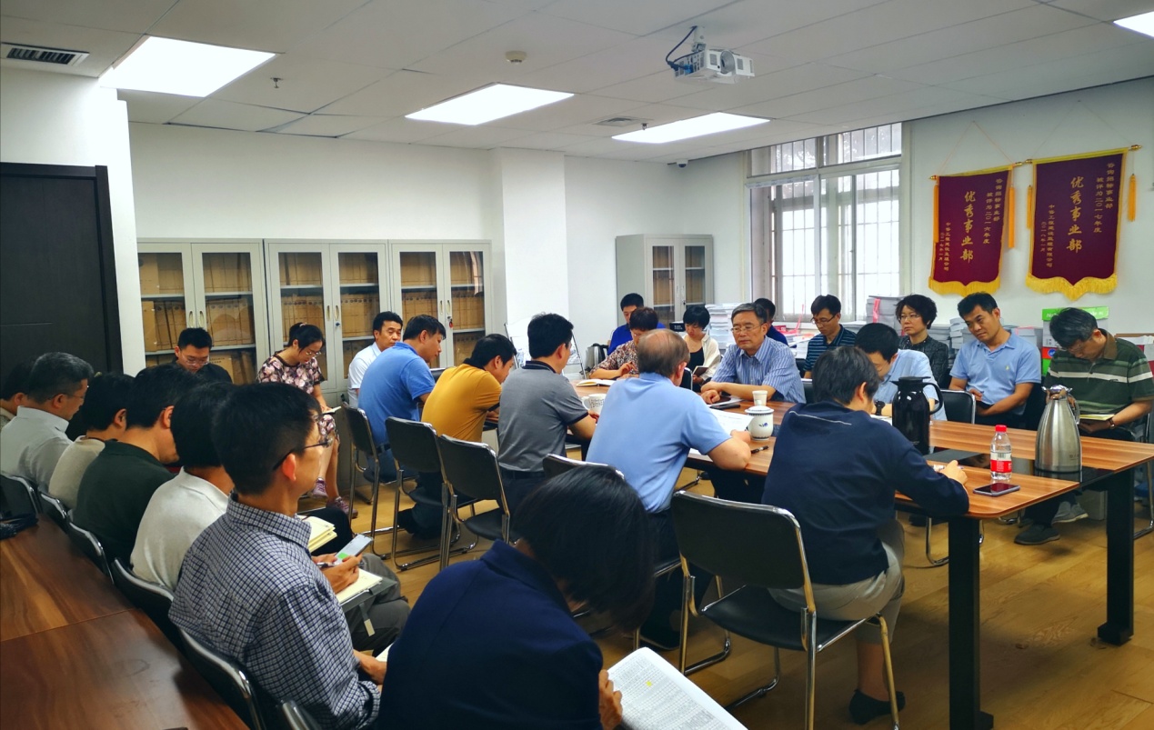 茍護(hù)生同志赴交通業(yè)務(wù)部、能源業(yè)務(wù)部、中咨監(jiān)理公司和工程公司調(diào)研、講黨課4.jpg